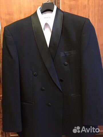 Костюм смокинг