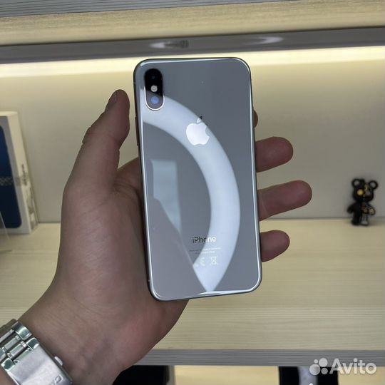 iPhone X, 256 ГБ