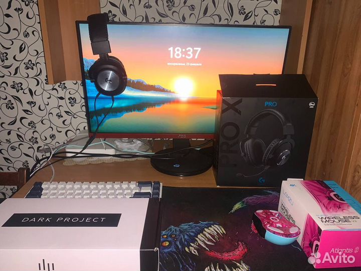 Игровой компьютер с монитором