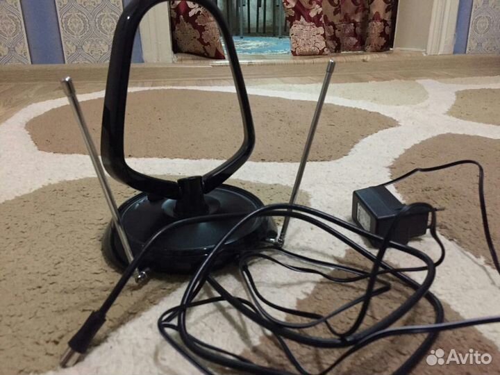 Домашняя антенна, ловит 20 каналов чисто