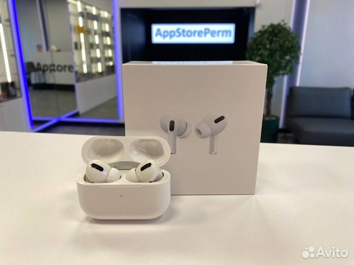 Apple AirPods Pro MagSafe