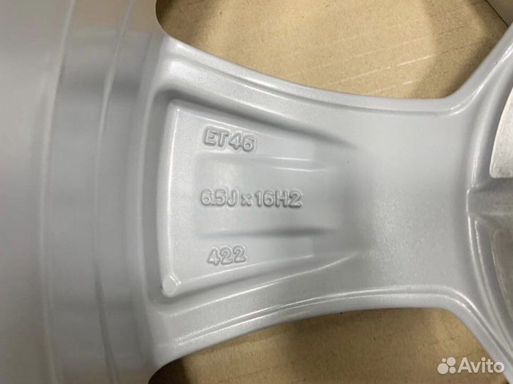 Новые VAG Velorum R16 Skoda Octavia A8 (2022)