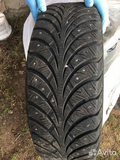 Sava Eskimo Stud 6/6 R16