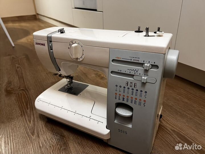 Швейная машина janome 5515