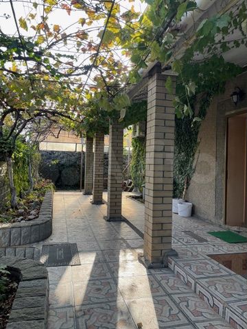 Дом 289 м² на участке 12 сот.