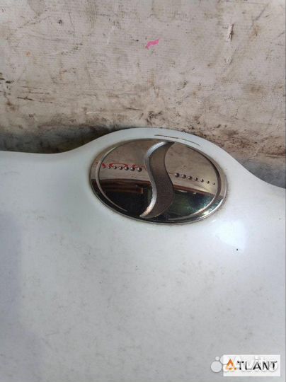 Капот toyota sienta