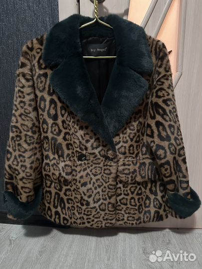 Шуба зимняя женская