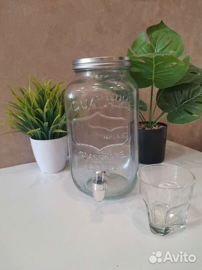 Кувшин для лимонада с краном