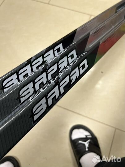 Хоккнйные клюшки