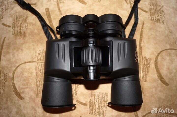 Бинокль Nikon Action EX 8x40 CF