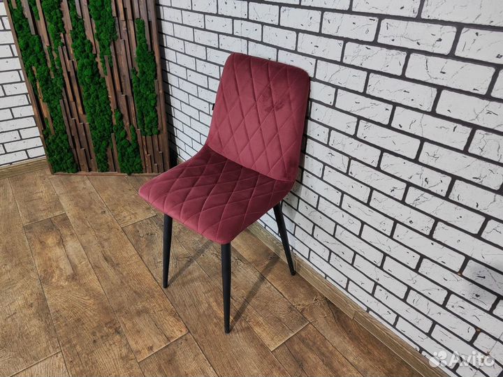 Стулья и кресла для кафе