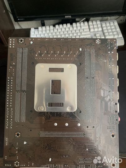 Материнская плата + Xeon e5-1640 + 8gb ddr3