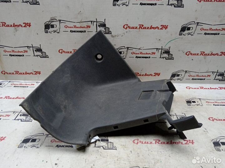 Крышка защитная левая Scania P 440 DC13 153 L01