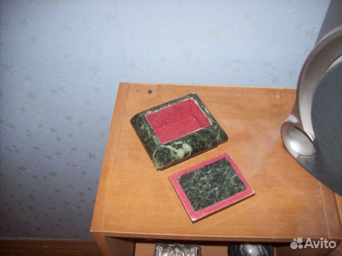 Шкатулка из натурального камня змеевика