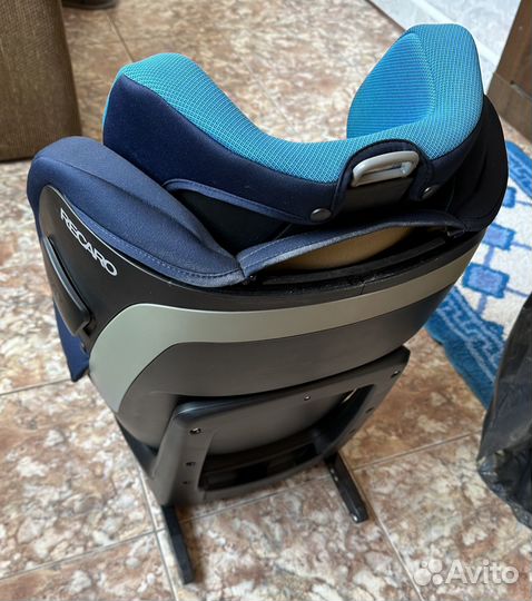 Детское автомобильное кресло Recaro zero1