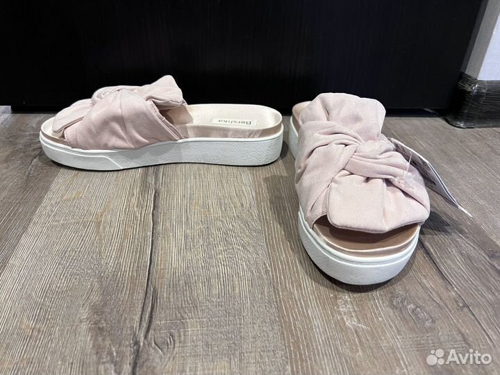 Новые Босоножки