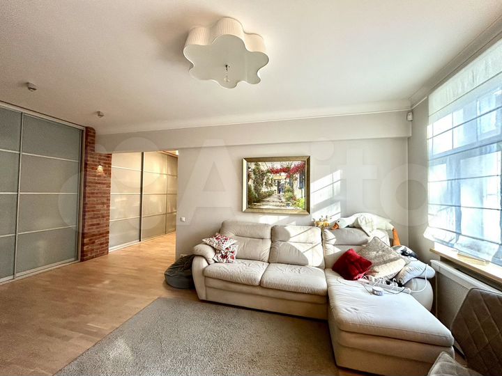 3-к. квартира, 84,2 м², 2/5 эт.