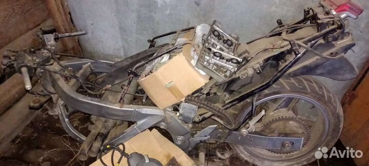 Мотоцикл Кавасаки ззр400(1)