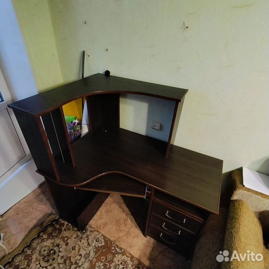 Продам стол бу