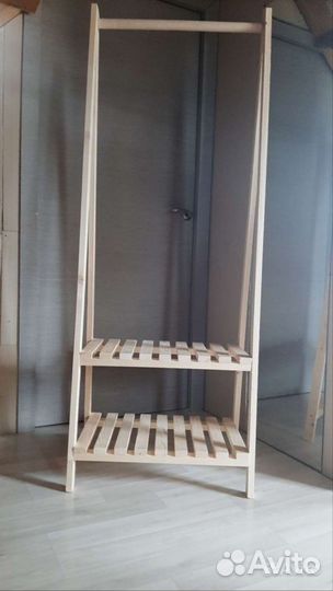 Вешалка для одежды напольная из дерева