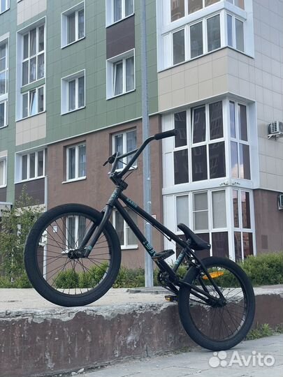 Трюковой велосипед bmx