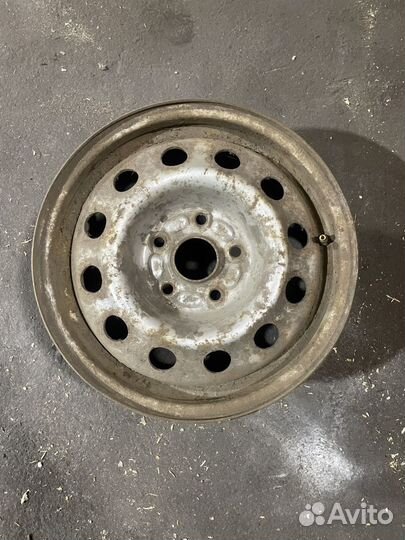 Штампованные диски r15 5x120 Seat toledo