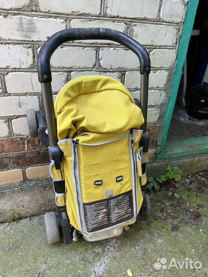 Прогулочная коляска