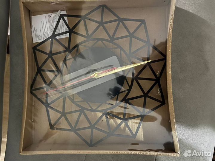 Часы настенные