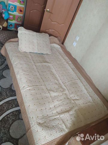 Покрывало с наволочкой и Плед