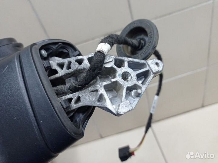 Зеркало заднего вида боковое правое электрическое