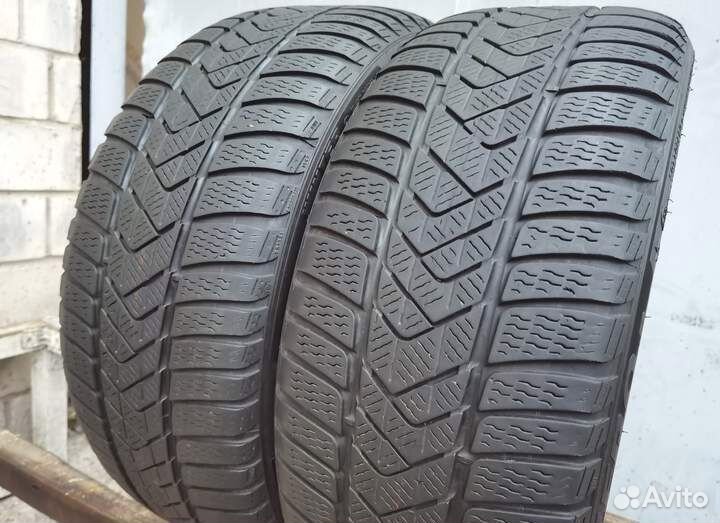 Pirelli Winter Sottozero 3 225/40 R18 92V
