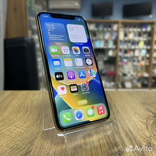 iPhone X, 64 ГБ