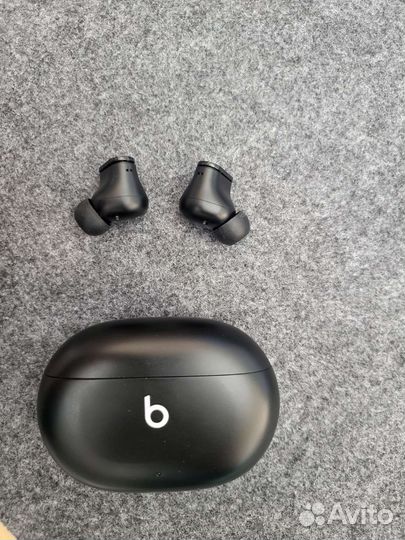 Беспроводные наушники beats studio buds
