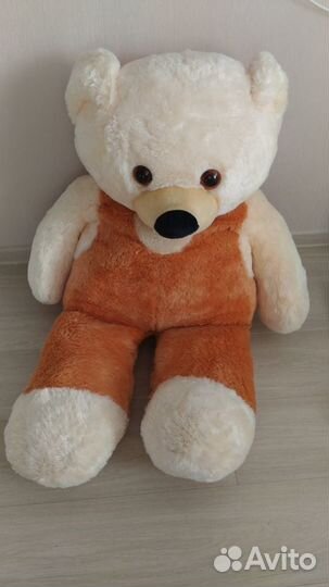 Плюшевый медведь