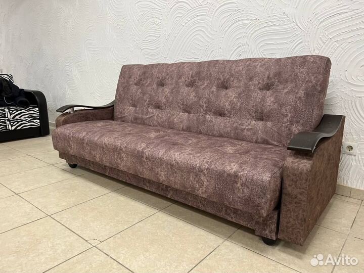 Диван книжка