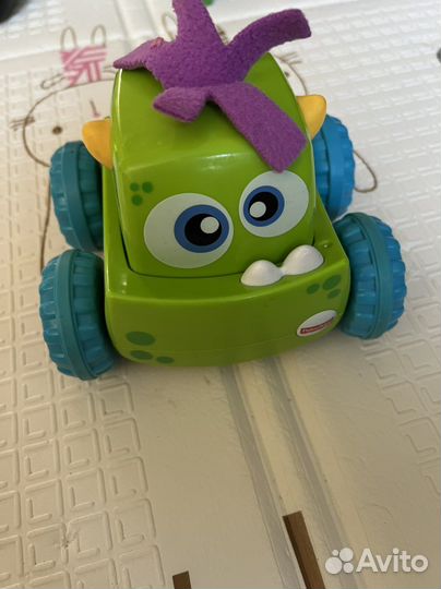 Развивающие игрушки fisher price tiny