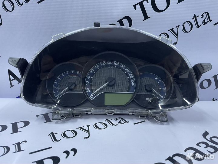 Щиток прибор Toyota Corolla E180