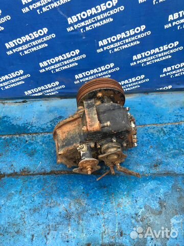 Раздаточная коробка. ЗИЛ 131 грузовой АВТОМОБИЛЬ