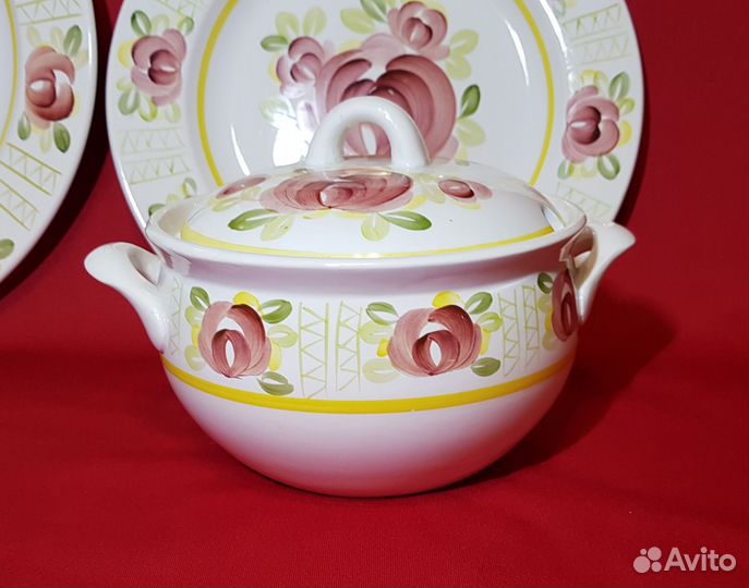 Набор столовой посуды. Зик Конаково