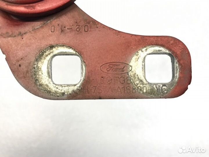 Петля капота Ford Mondeo седан 2.3 2010