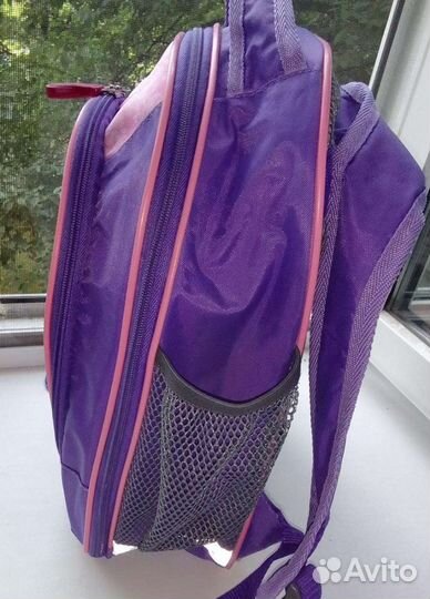 Рюкзак школьный