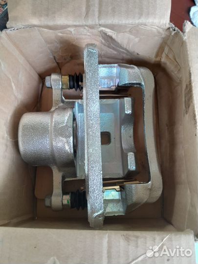 Суппорт задний левый Ssang Yong Kyron Rexton