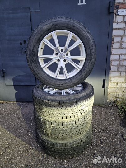Dunlop All Season Maxx AS1 235/65 R18