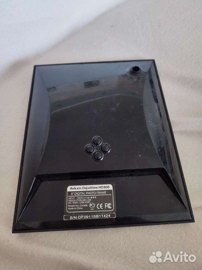 Цифровая фоторамка Rekam DejaView HD800