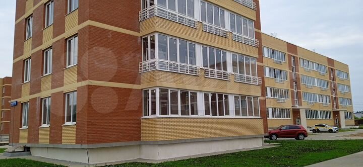 2-к. квартира, 56 м², 1/4 эт.