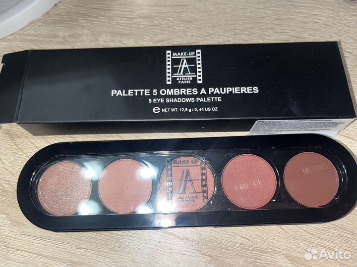 Палетка теней Make-Up Atelier T34