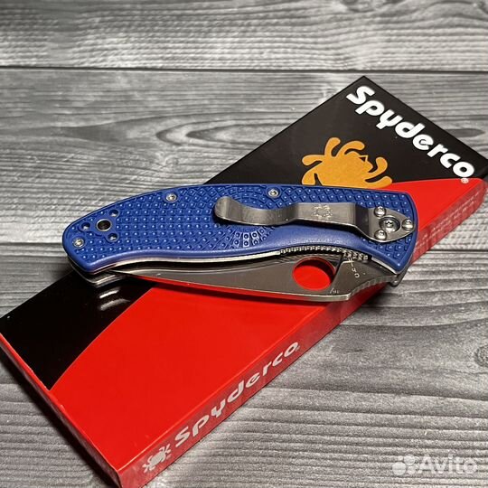 Нож Spyderco Tenacious