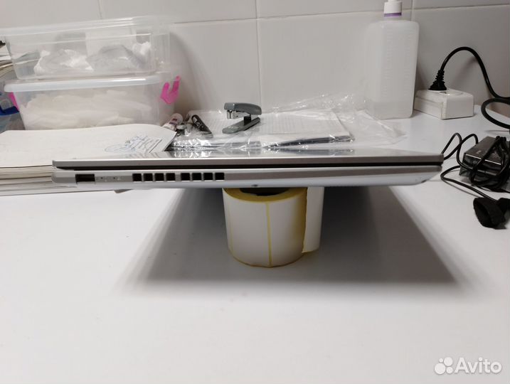 Ноутбук Asus vivobook 16