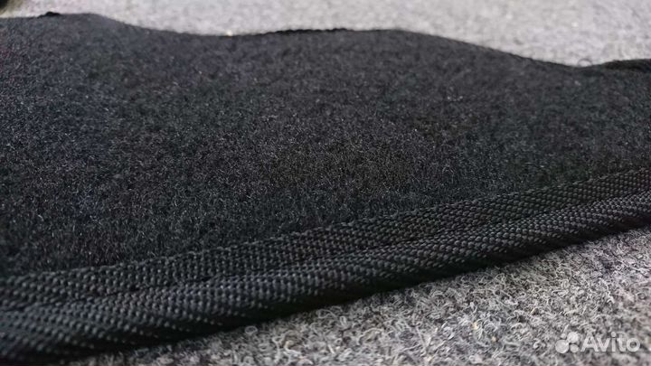 Автоковрики (обшивка пола) для Mercedes-Benz w123