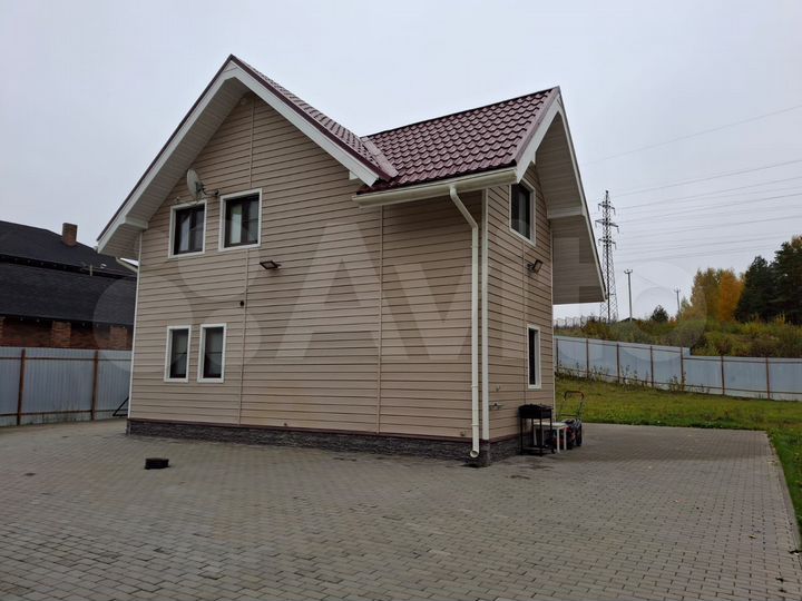 Дом 73,6 м² на участке 12 сот.